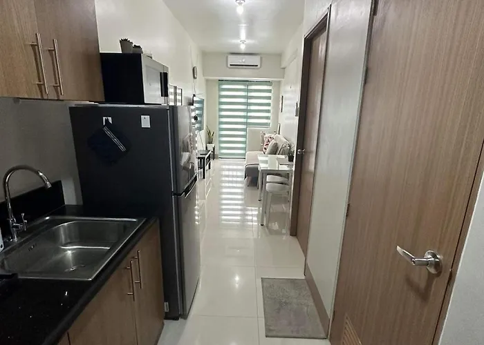 Cozy Private At Shore 3 Near Moa Manila